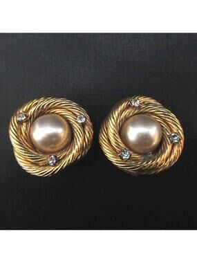 Chanel Vintage Clip-On Earrings Pearl #234221C51B